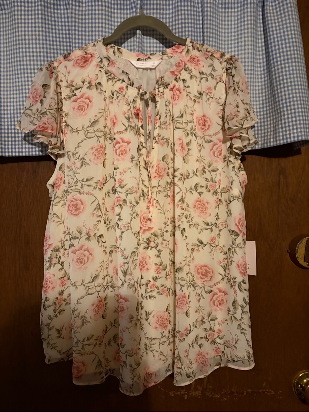 Lauren Conrad Women’s Floral Cream and Pink Flowy Top